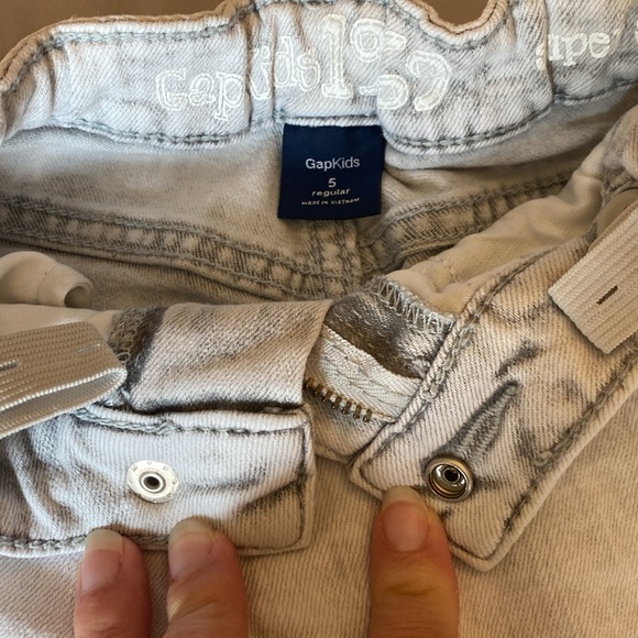 Gap size 5 jeans. Perfect condition. Bundle set of 2 - Picture 5 of 6